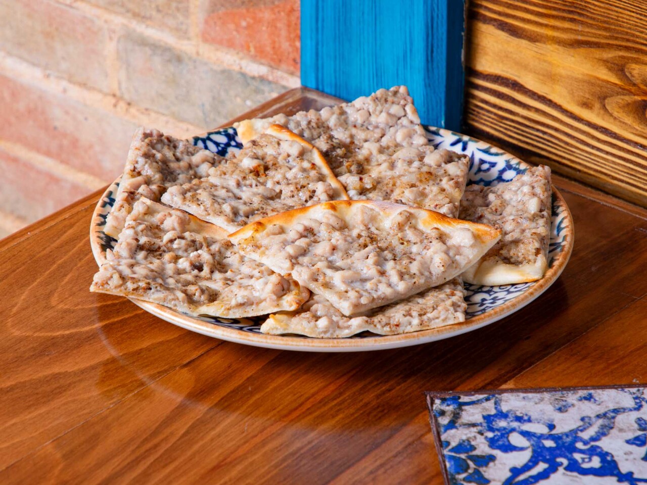 Mountain Oysters Pide